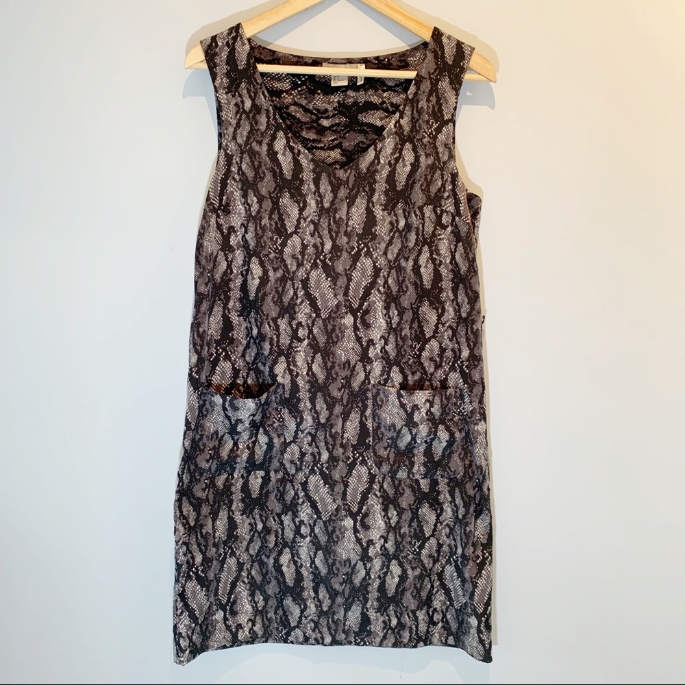 H&M | Sleeveless Snake Print Shift Dress
